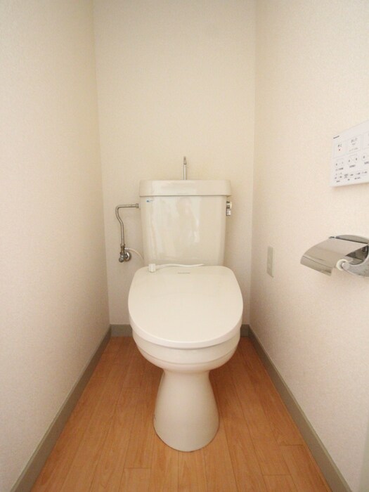 物件内観写真13　(トイレ)