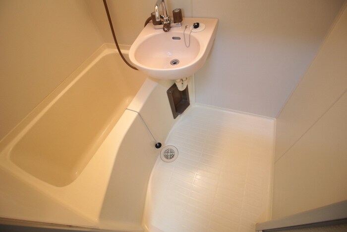 物件内観写真16　(バス／シャワールーム等)