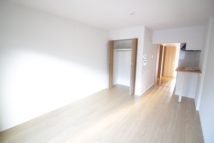 物件内観写真8　(居室)