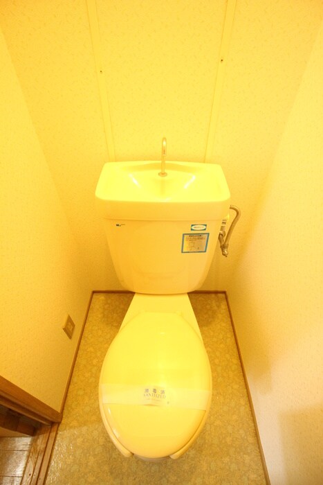 物件内観写真12　(トイレ)