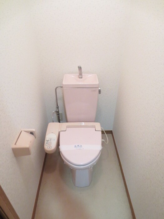 物件内観写真8　(トイレ)