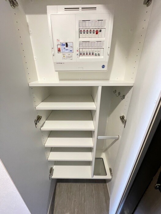 物件内観写真18　(靴箱)