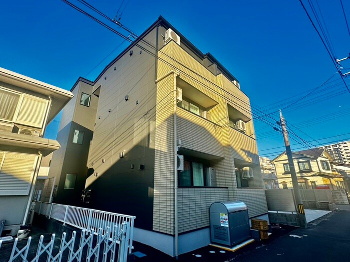 物件外観写真2　(外観写真)