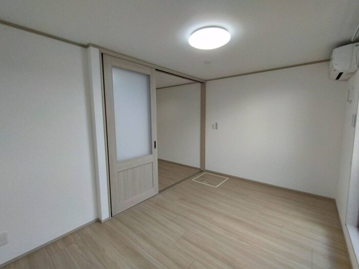 物件内観写真18　(居室)
