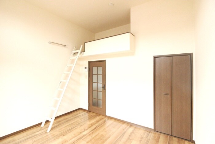 物件内観写真10　(居室)