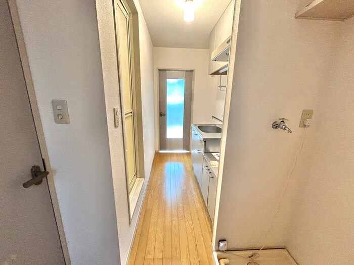 物件内観写真17　(廊下)