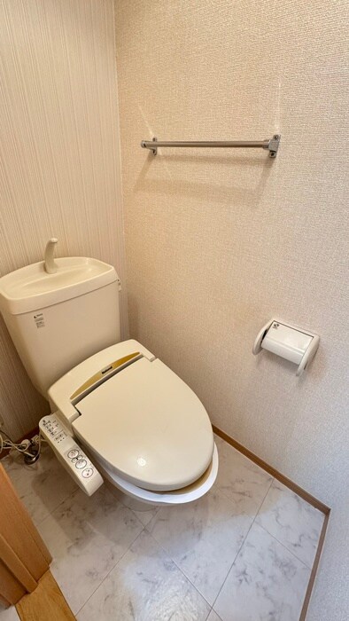 物件内観写真14　(トイレ)