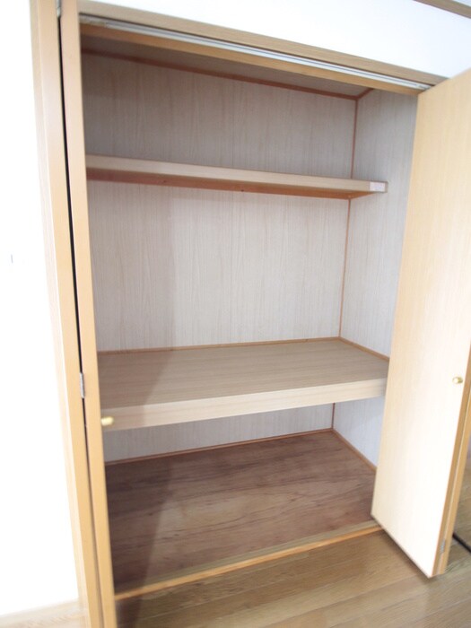 物件内観写真17　(収納)