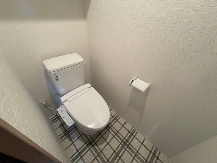 物件内観写真11　(トイレ)