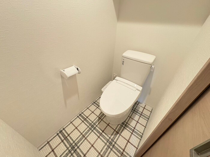 物件内観写真11　(トイレ)