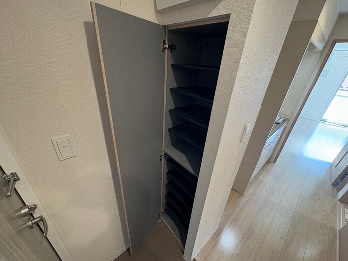 物件内観写真14　(靴箱)