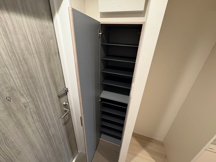 物件内観写真14　(靴箱)