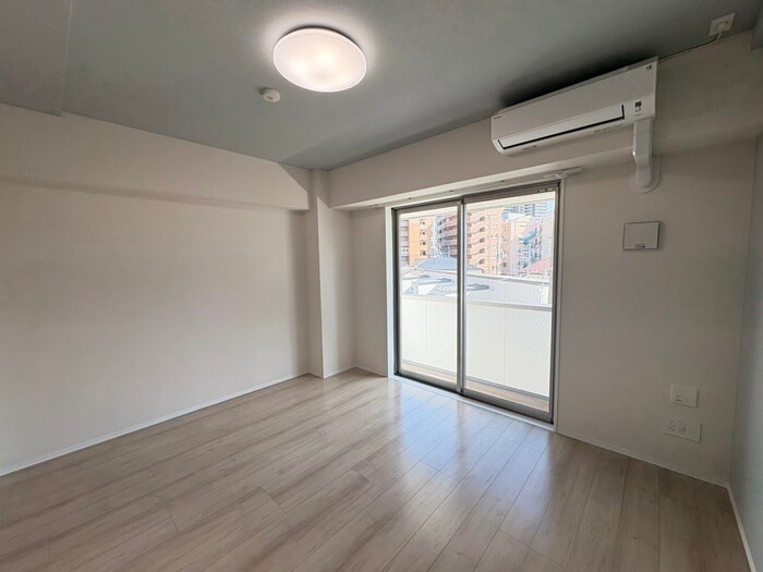 物件内観写真15　(居室)