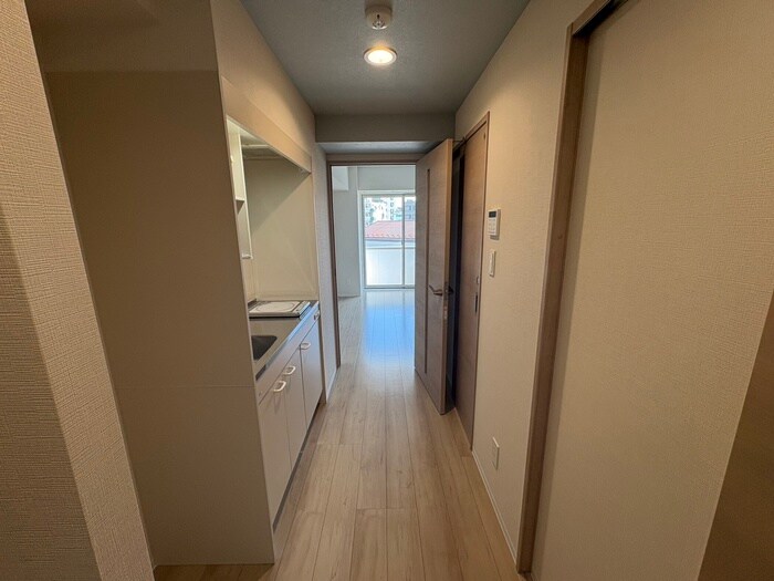 物件内観写真19　(廊下)