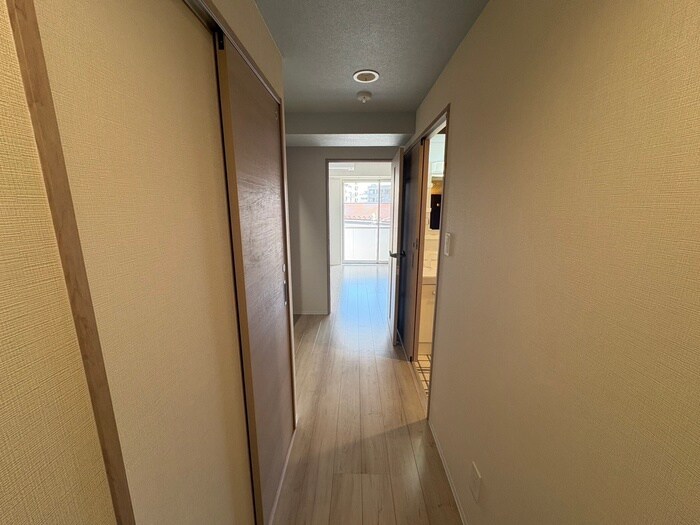 物件内観写真19　(廊下)
