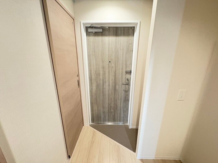 物件内観写真20　(玄関)