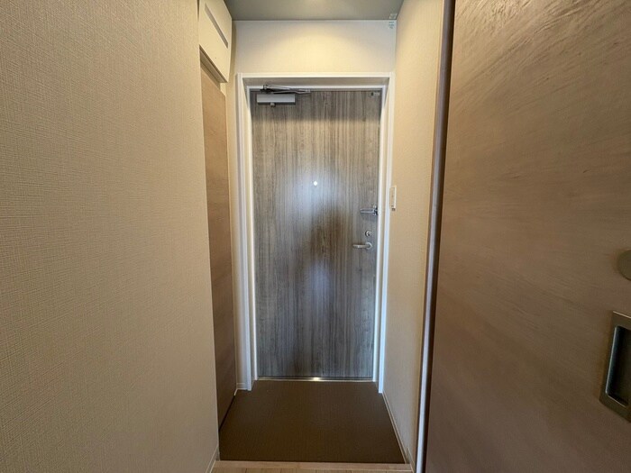 物件内観写真20　(玄関)