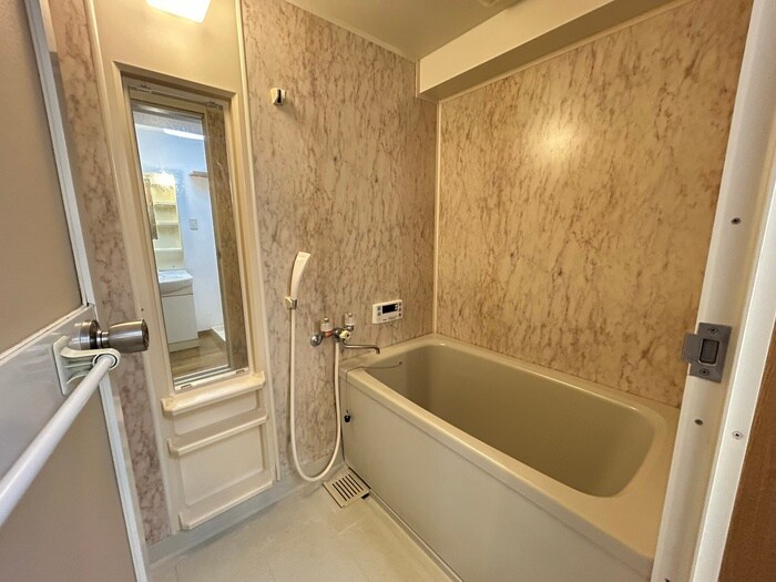 物件内観写真11　(バス／シャワールーム等)