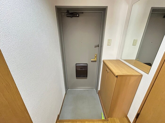 物件内観写真21　(玄関)