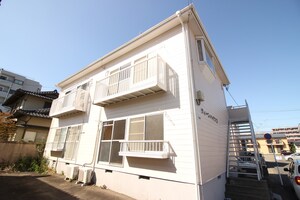 クィ－ンハイツ２外観写真