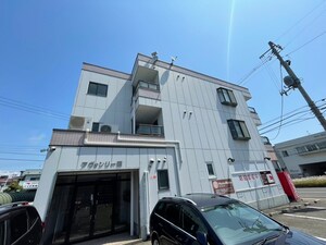 アヴォンリー萩外観写真