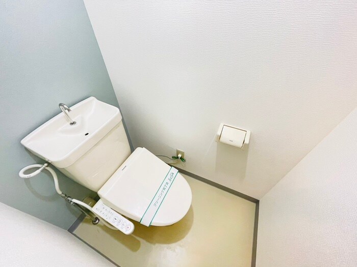 物件内観写真13　(トイレ)