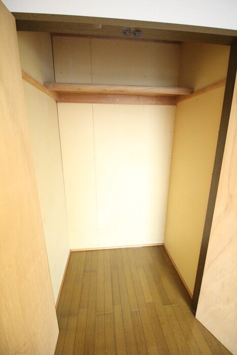 物件内観写真11　(収納)