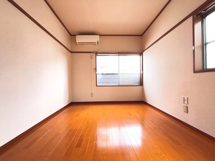 物件内観写真11　(居室)