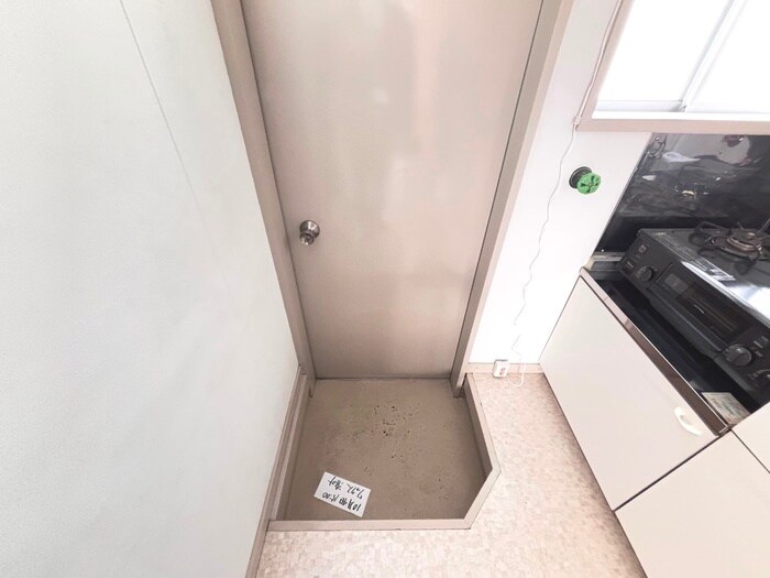 物件内観写真21　(玄関)