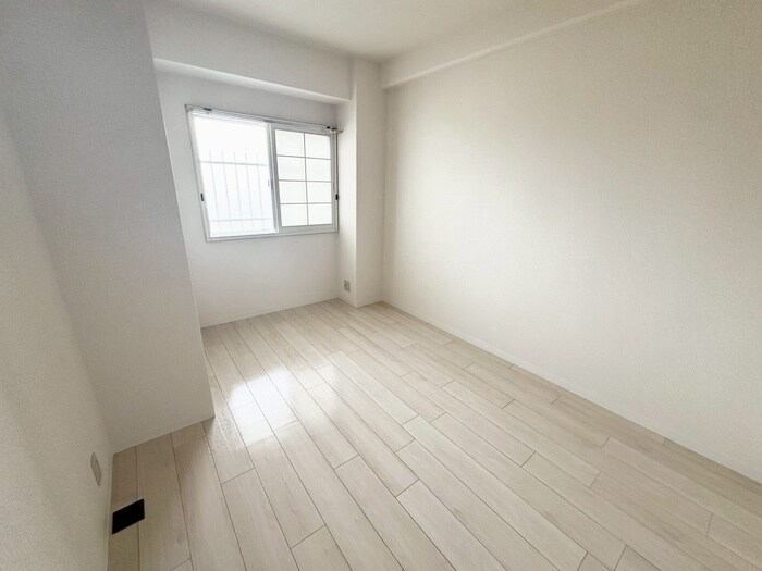 物件内観写真9　(居室)