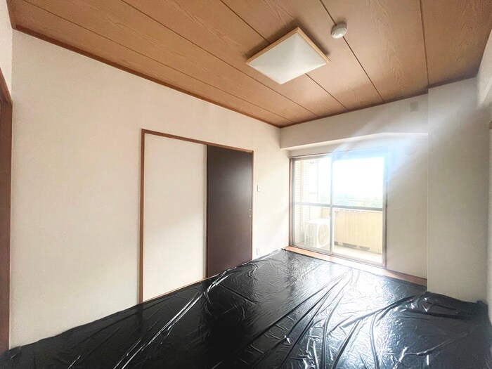 物件内観写真10　(居室)