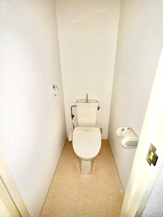 物件内観写真15　(トイレ)