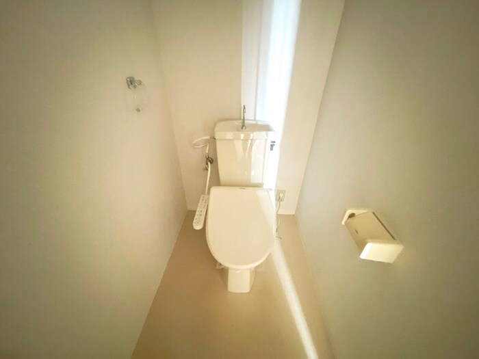 物件内観写真16　(トイレ)