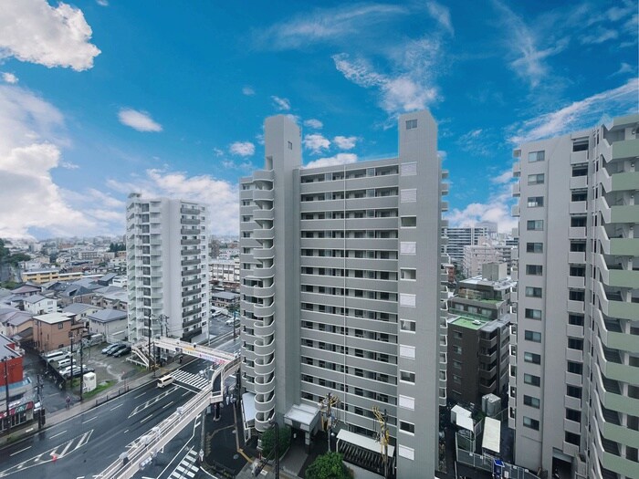 物件内観写真22　(室内からの展望)