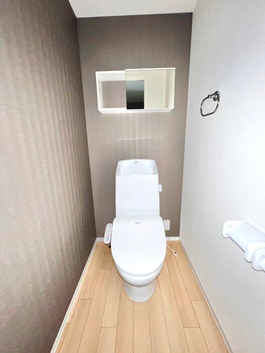 物件内観写真11　(トイレ)