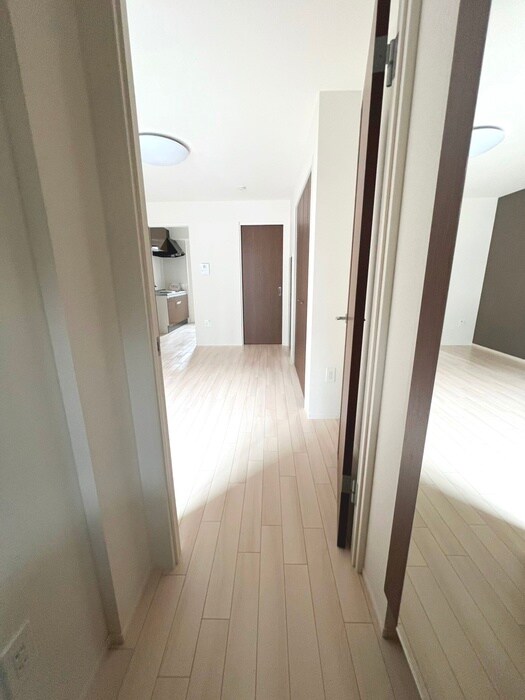 物件内観写真15　(廊下)