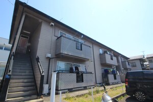 フル－ル高沢Ｂ外観写真