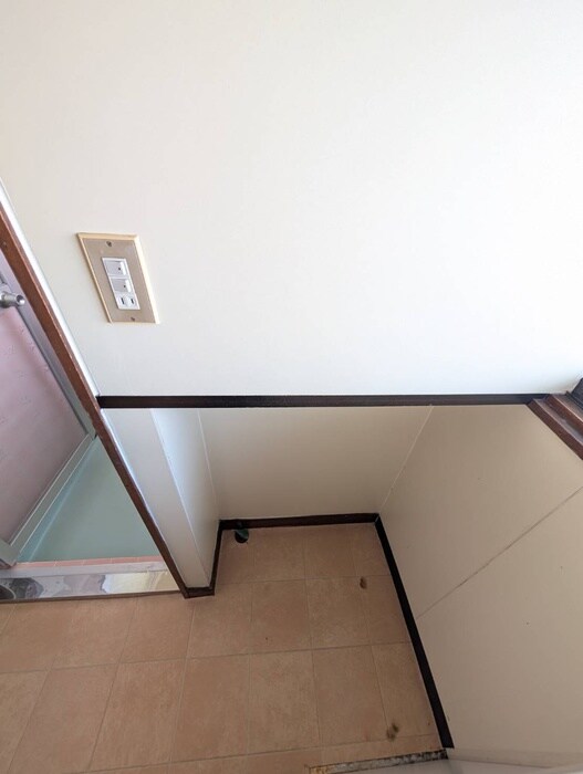 物件内観写真13　(洗濯機置場)