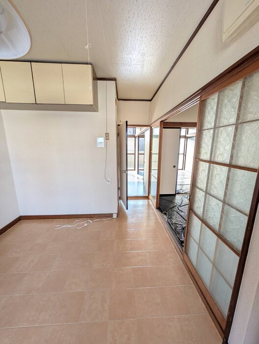 物件内観写真21　(廊下)
