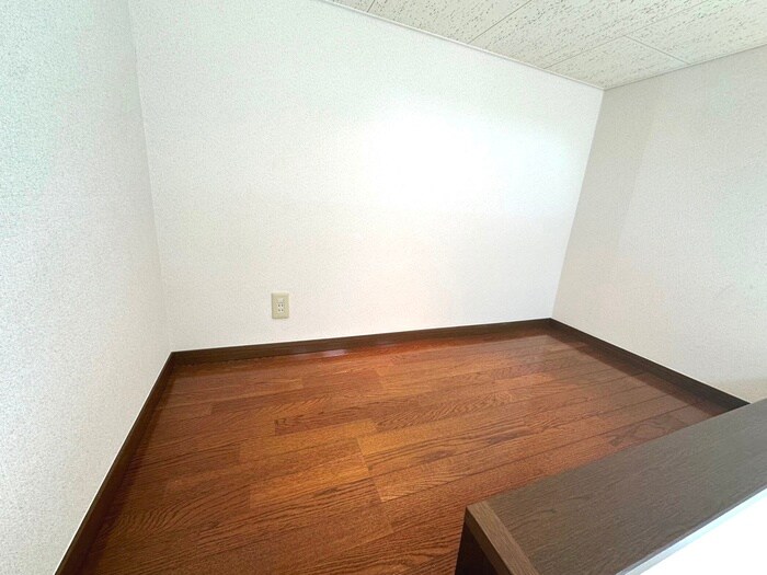 物件内観写真9　(ロフト)