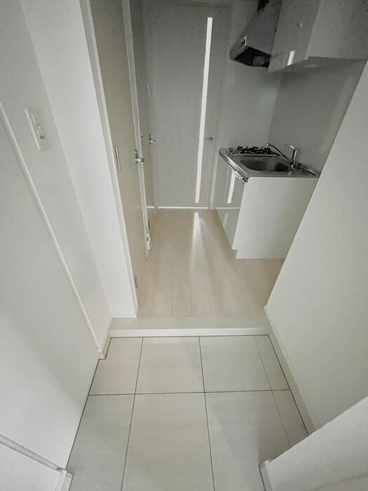 物件内観写真17　(玄関)