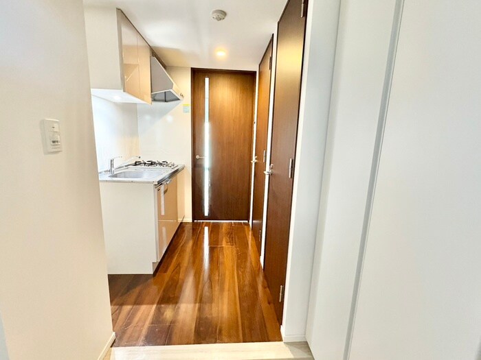 物件内観写真19　(廊下)