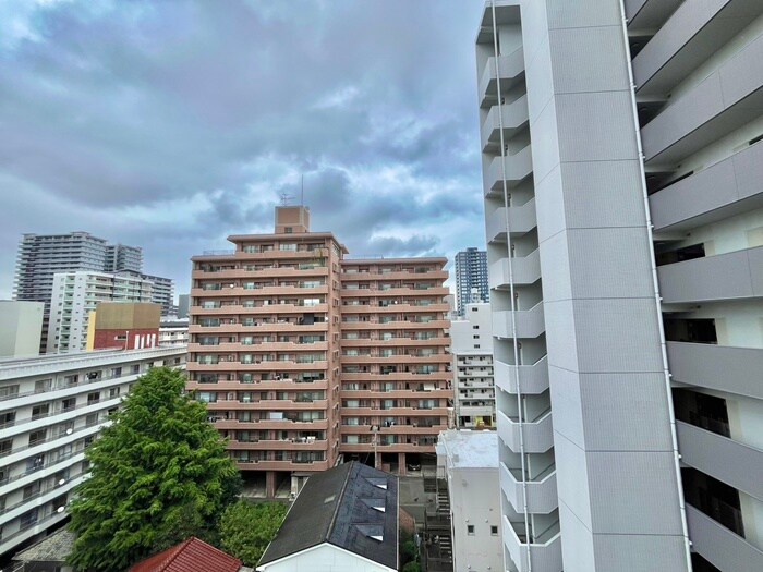 物件内観写真22　(室内からの展望)