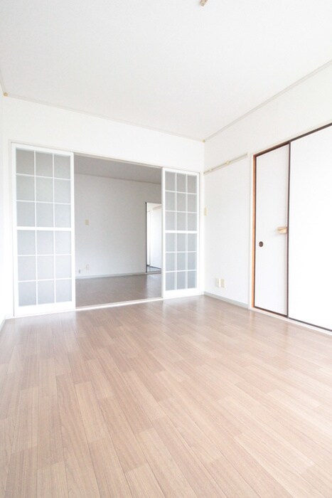 物件内観写真16　(居室)