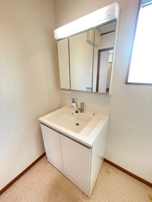 物件内観写真13　(洗面)