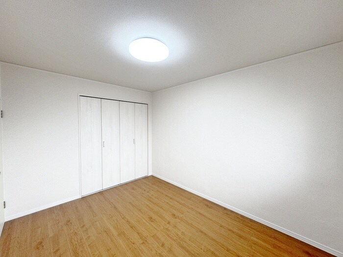 物件内観写真16　(居室)