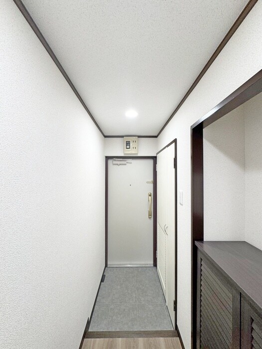 物件内観写真20　(玄関)