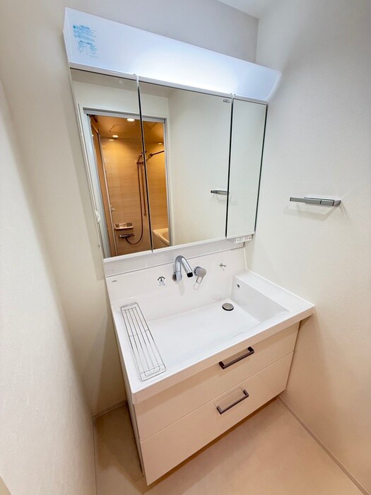 物件内観写真10　(洗面)