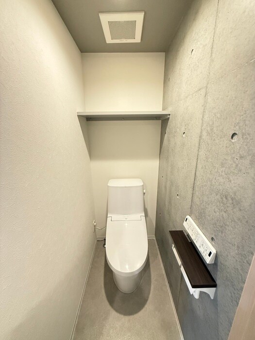 物件内観写真11　(トイレ)