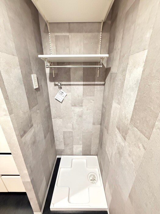 物件内観写真12　(洗濯機置場)